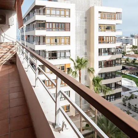 Stunning Mlaga With Ocean Views דירה *