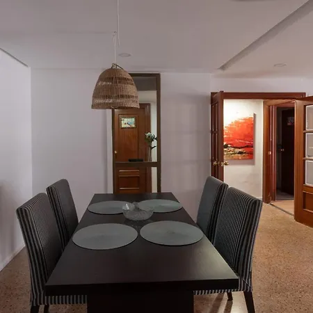 Stunning Mlaga With Ocean Views Апартаменти